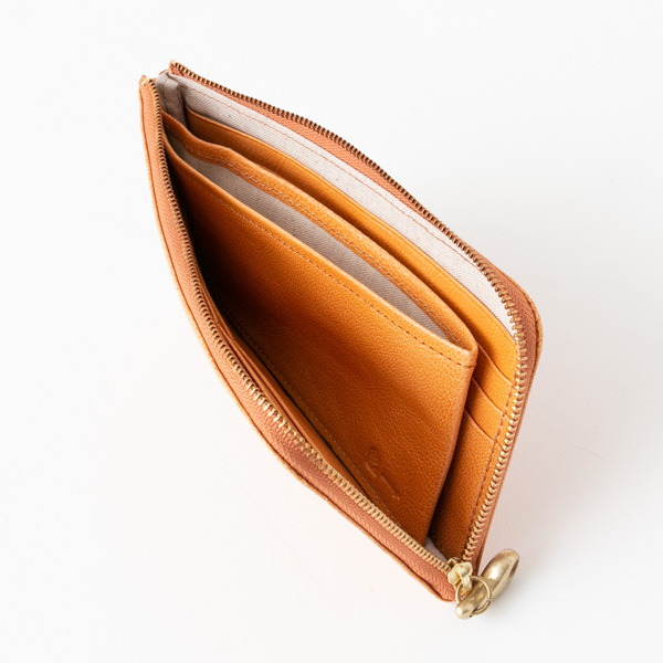 デザインと使いやすさを両立したmononogu [もののぐ]製のヤギ革長財布