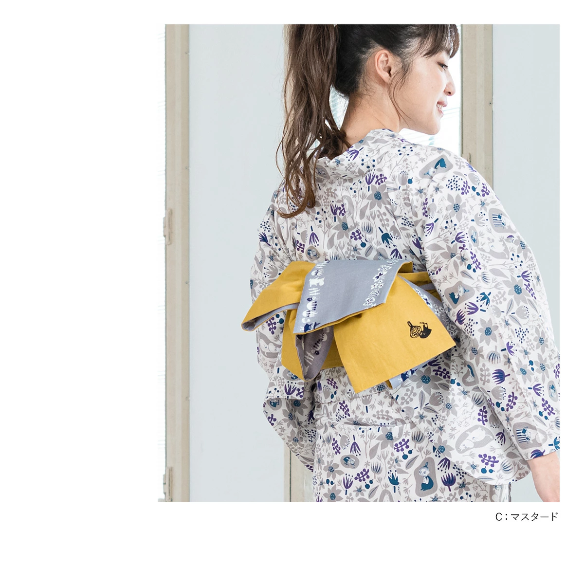 表地のワンポイントになっているのが、なんとも愛らしいリトルミイの刺繍