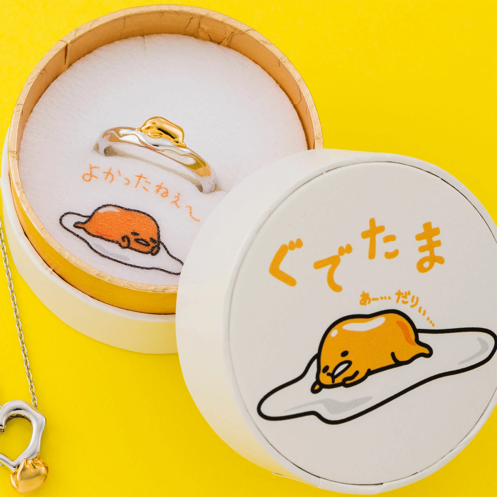 ぐでたまの魅力が光る！ジュエリーブランドならではの精巧な造形美