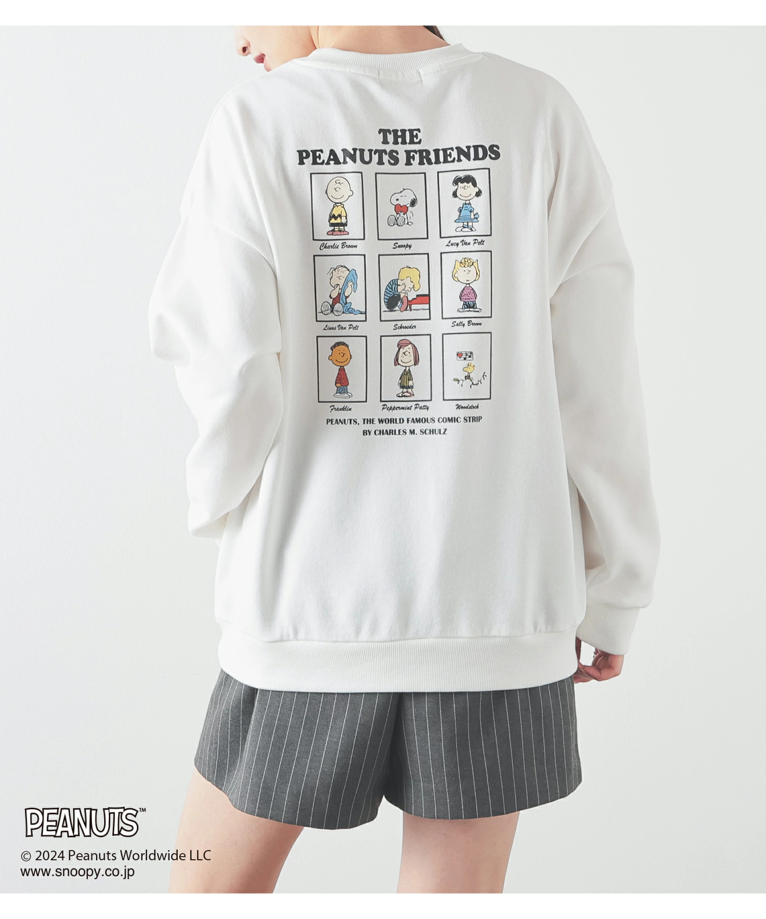 一枚で着るのはもちろんシャツやTシャツを中にレイヤードして襟や裾をちら見せするのもおしゃれ