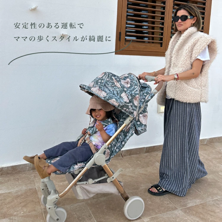 コンパクトにたためることで周りの人に迷惑をかける心配が減り、ストレスなく移動