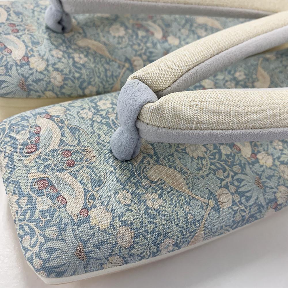 【京都市ふるさと納税返礼品】ウィリアムモリスの「いちご泥棒」でデザインされたEVA台にウルトラスエードを使用したV&A草履