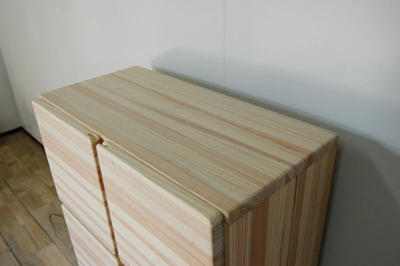 「無塗装」だからこそ、感じられる木の魅力