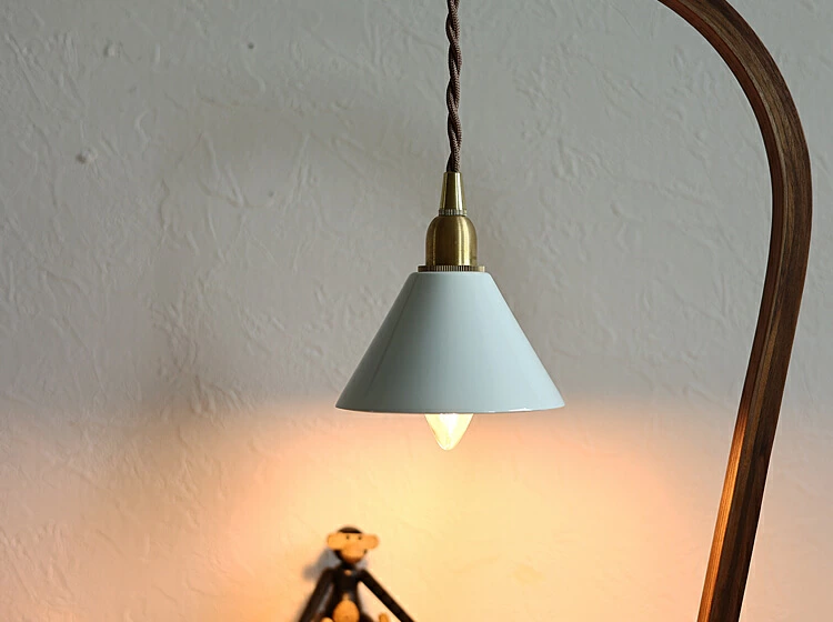 芸術的なアームの曲線美と、ミルフィーユの層