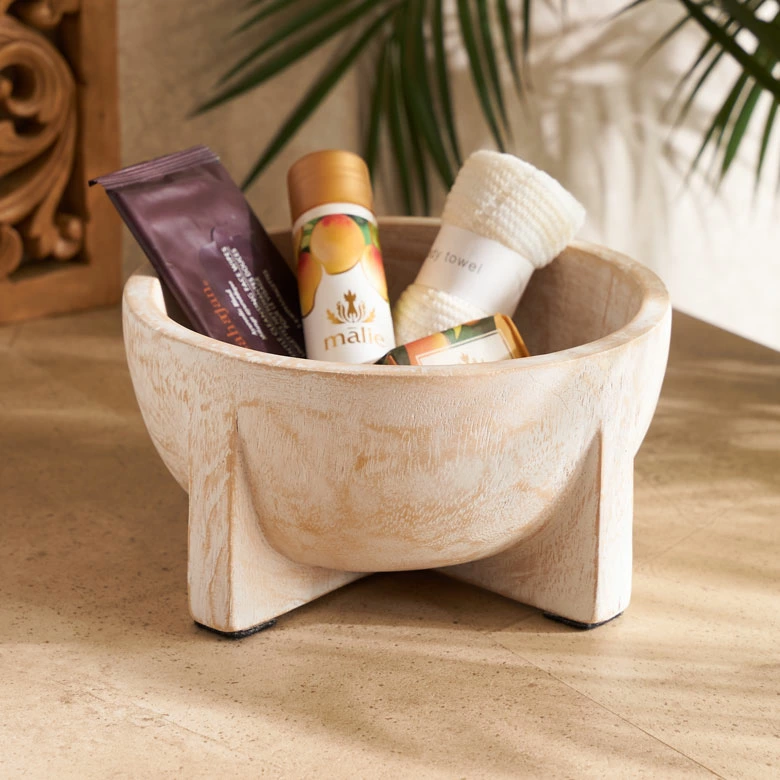 モンキーポッド無垢材を彫って作られたリゾート感あるハンドメイドの木製小物入れボウル