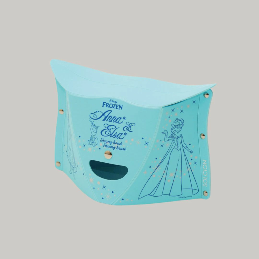 急いでいる時や荷物が多い状況でも手間取ることがないためストレスを感じさせません。