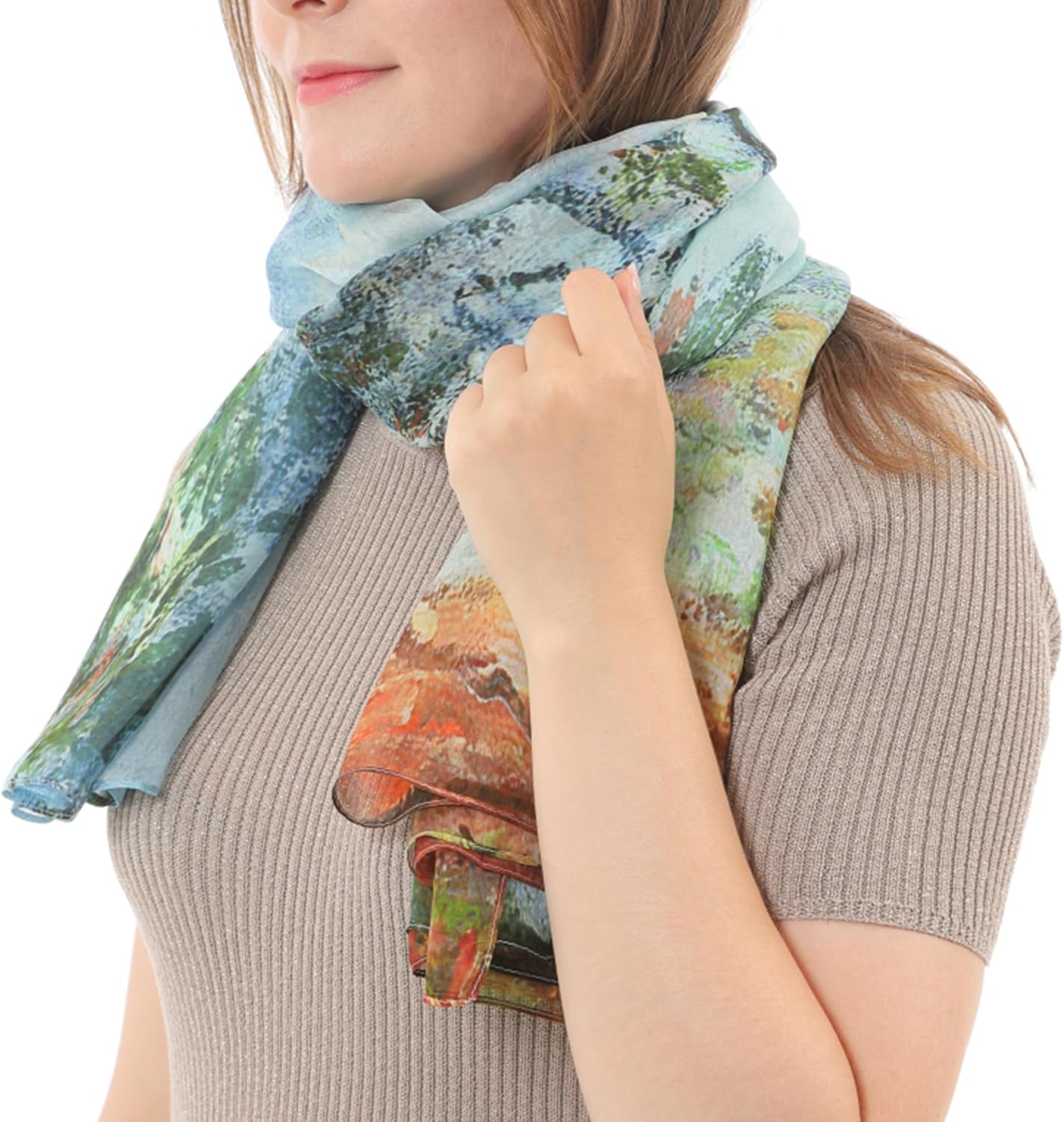 あなたの装いに軽やかな高級感と極上の肌触りという二つの喜びを提供してくれる、そんなストール