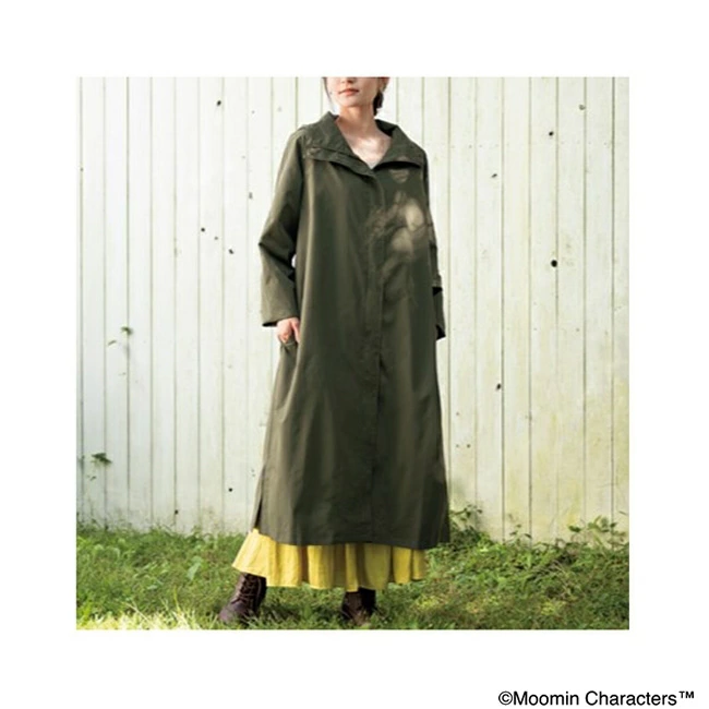 ＜スナフキン 旅人のコート＞は、ムーミン物語の世界観を細部に至るまで忠実に、かつ洗練された大人のファッションとして再現