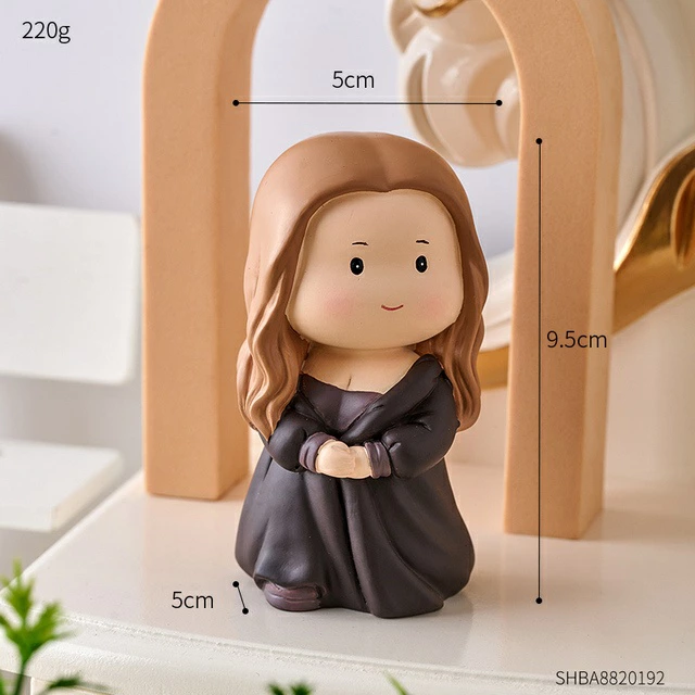 モナリザを3Dでボテロ作品のように、ふくよかな姿でキュートな表情にデフォルメして表現したユニークなフィギュア