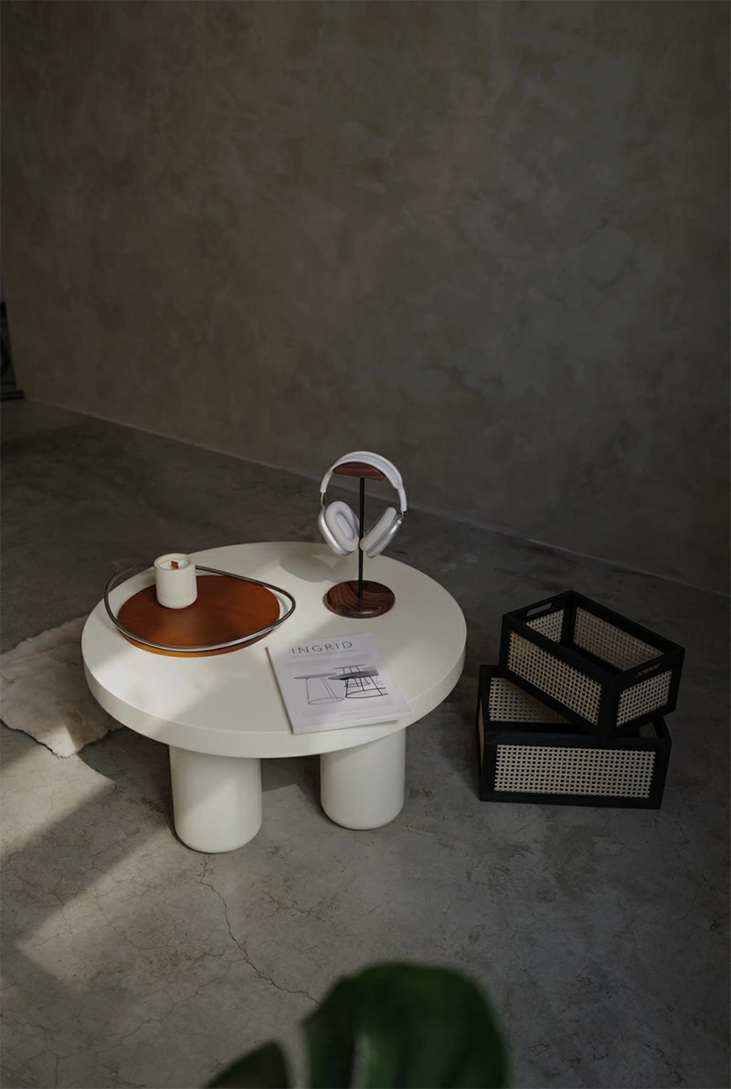 ART OF BLACKのマルチトレイはウッドとステンレスの異素材の組み合わせが魅力