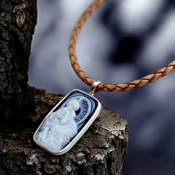 立体表現の妙。神秘性と華やかさの再現。